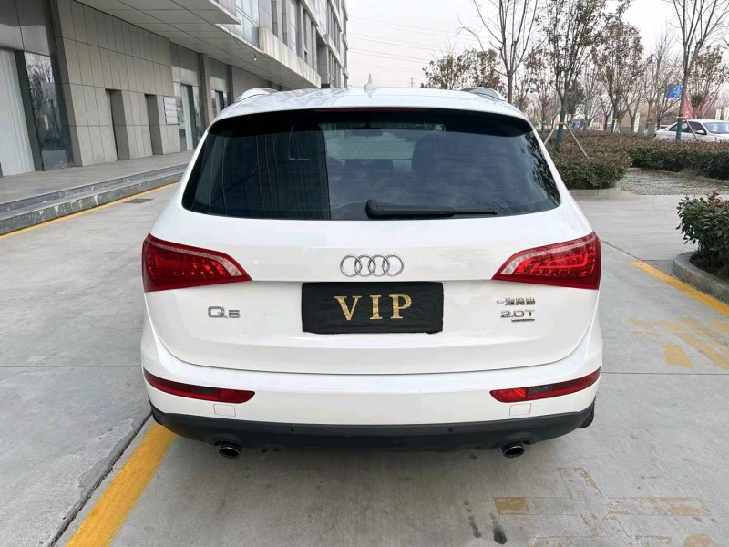 济宁13年奥迪Q59