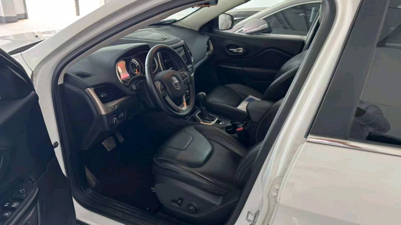 广州16年Jeep自由光4