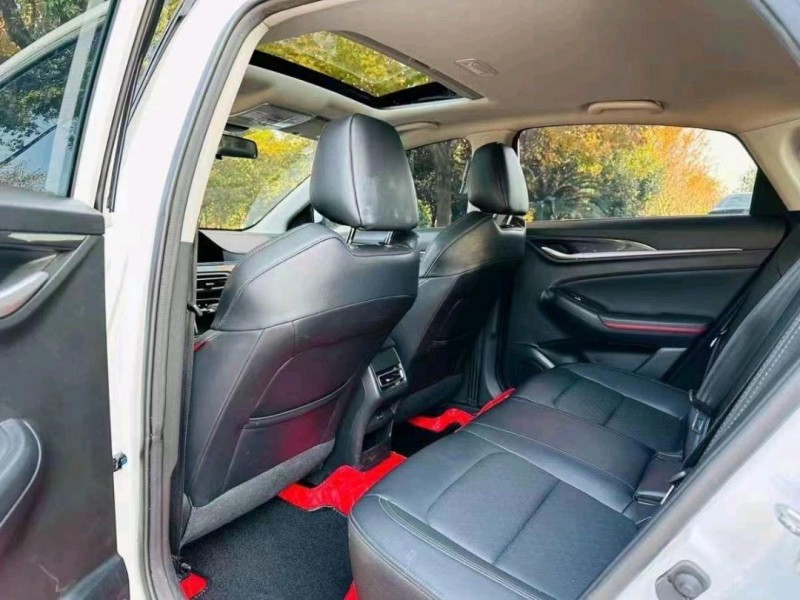 常州20年长安汽车逸动5