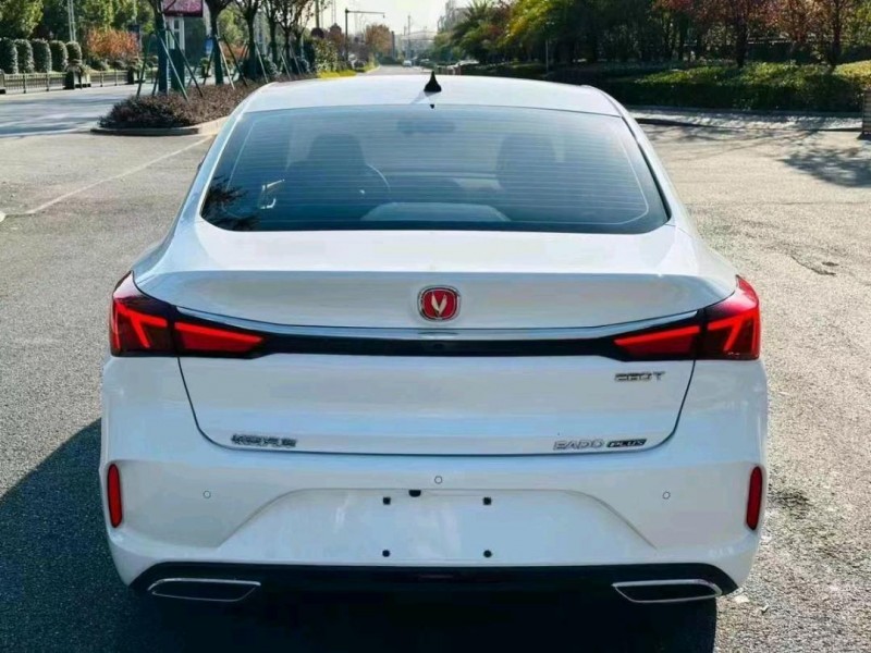 常州20年长安汽车逸动7