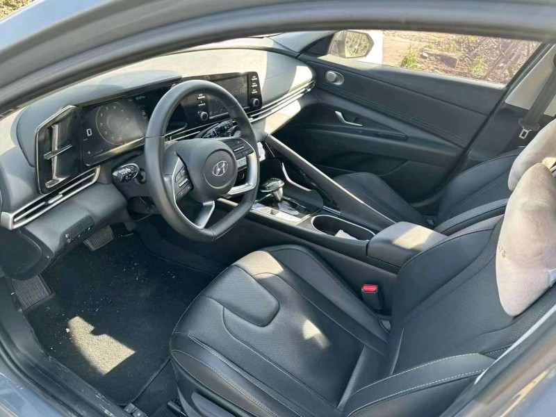 佛山22年现代伊兰特9