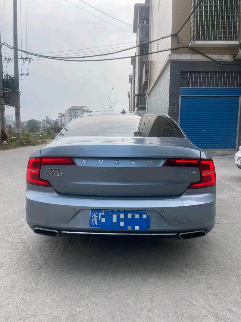 东营17年沃尔沃S907