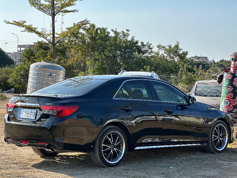 汕头14年丰田锐志9