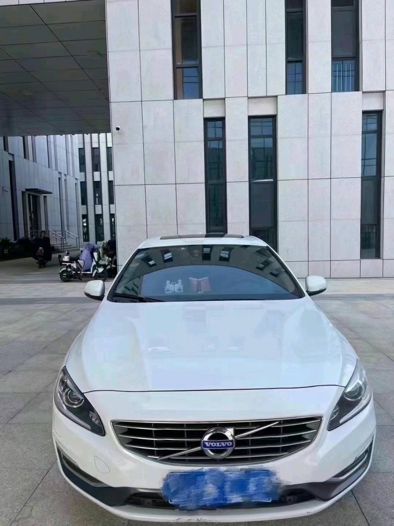 聊城14年沃尔沃S60L1