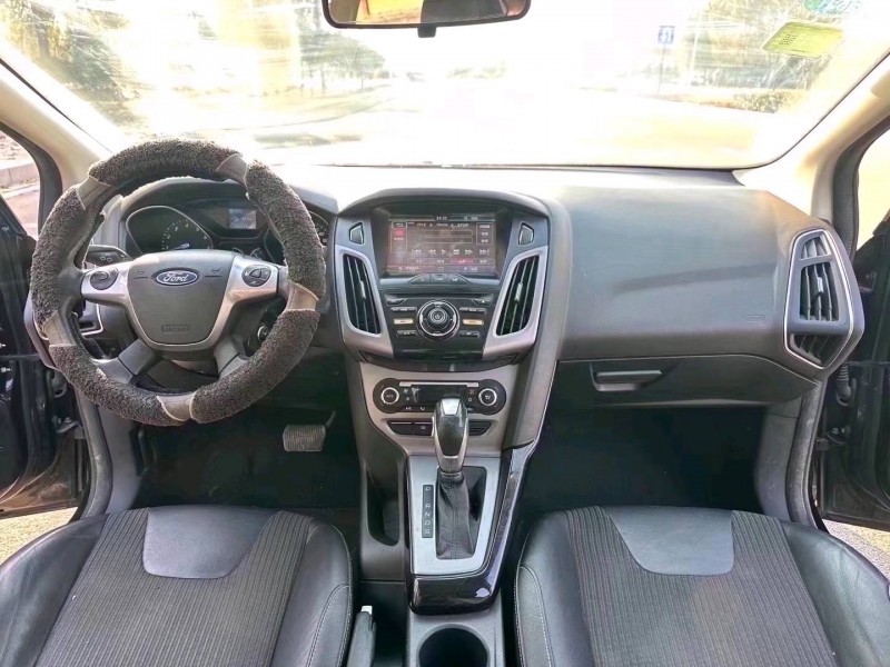 枣庄15年福特福克斯6