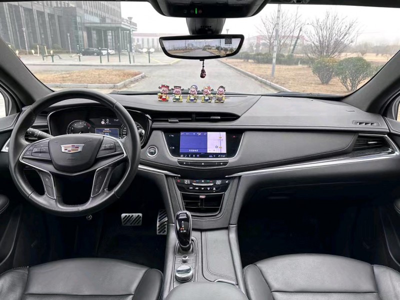 盐城20年凯迪拉克XT56