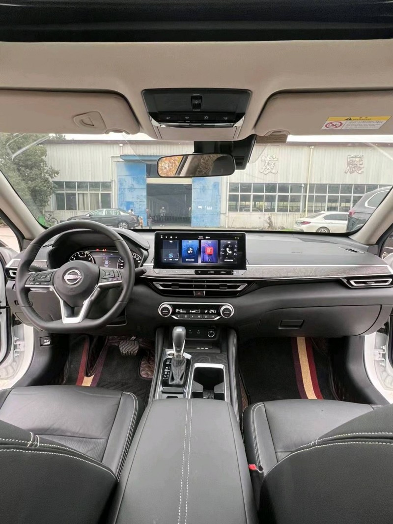 襄阳23年日产天籁7