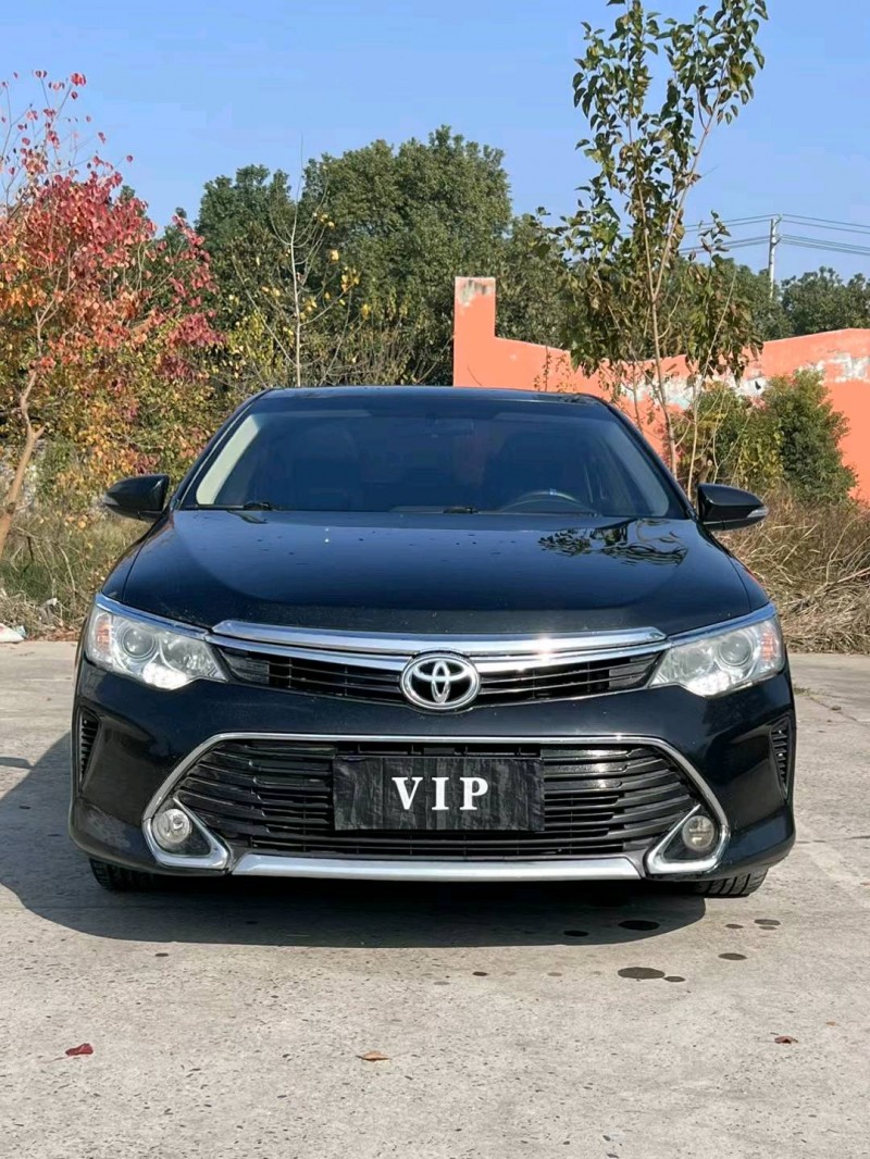 襄阳17年丰田凯美瑞1