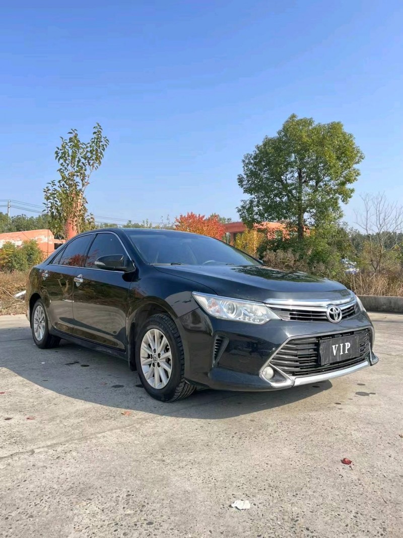 襄阳17年丰田凯美瑞2