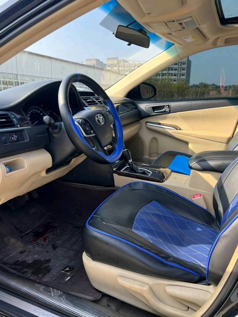 襄阳17年丰田凯美瑞5