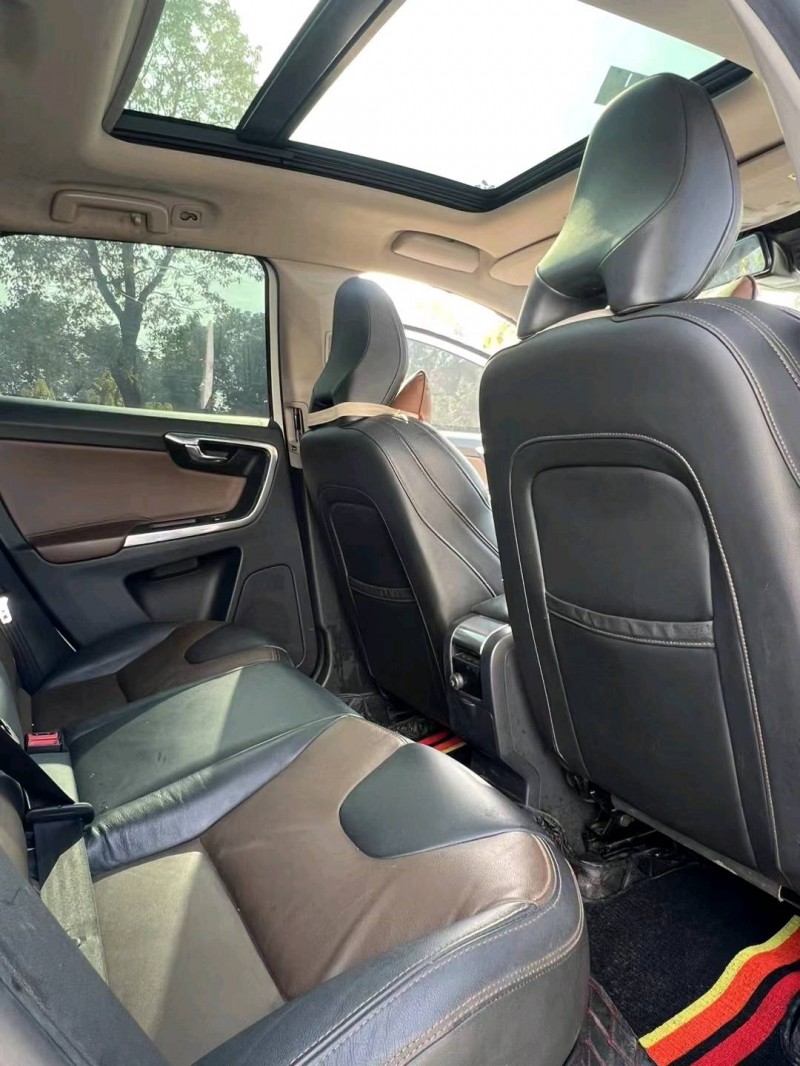 襄阳16年沃尔沃XC608