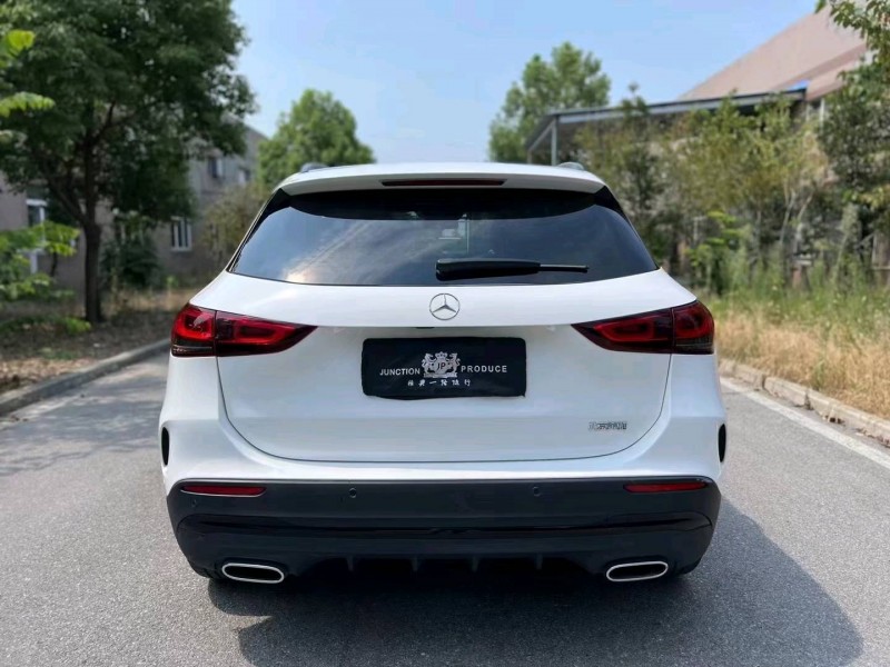 襄阳22年奔驰GLA9