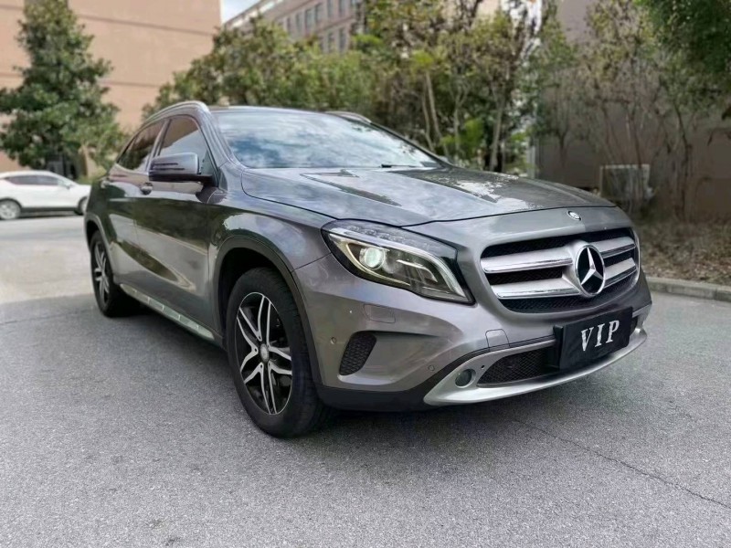 襄阳16年奔驰GLA3