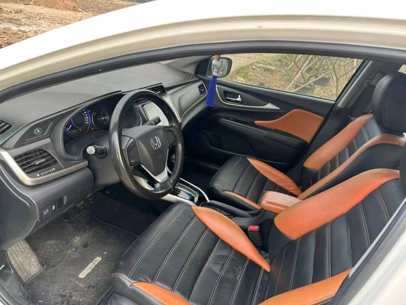 珠海18年本田凌派5