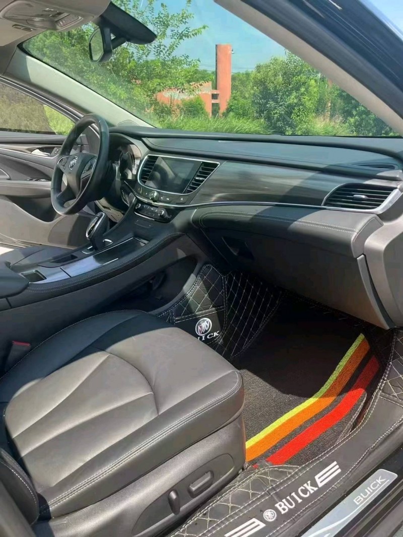 襄阳23年别克君越7