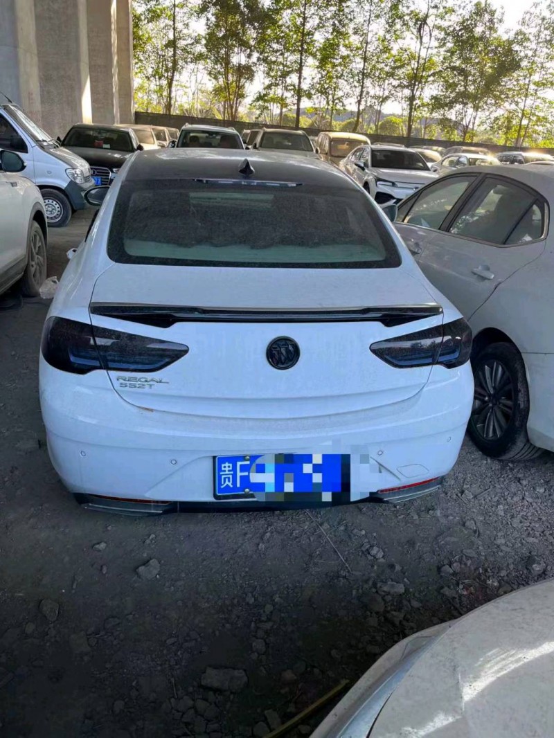 枣庄22年别克君威2