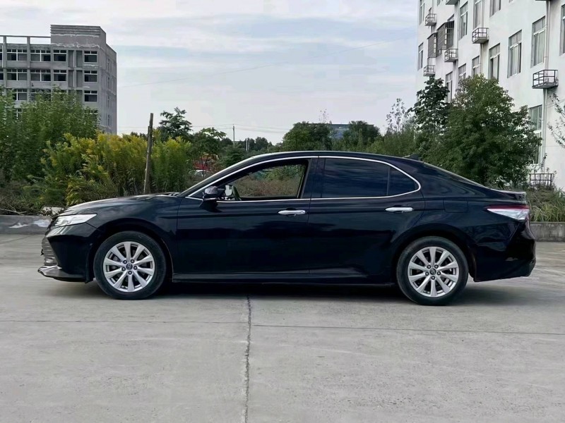 襄阳20年丰田凯美瑞4