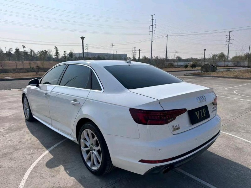 盐城17年奥迪A4L8