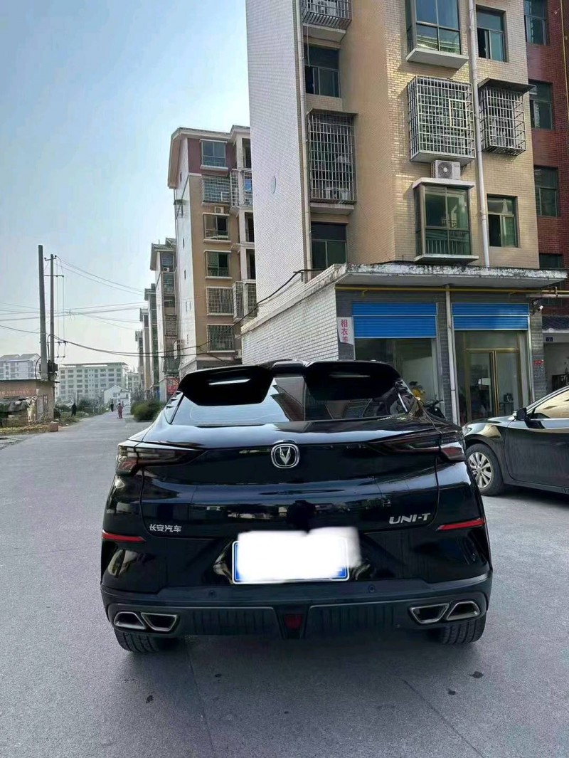 东营21年长安汽车UNI-T4