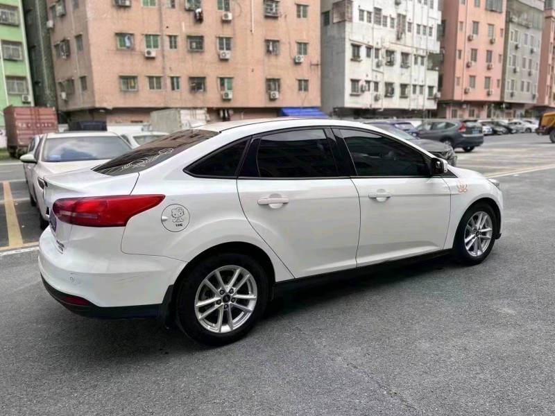 广州18年福特福克斯4