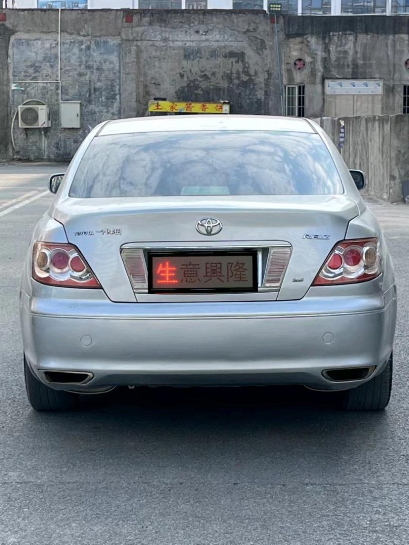 佛山09年丰田锐志3
