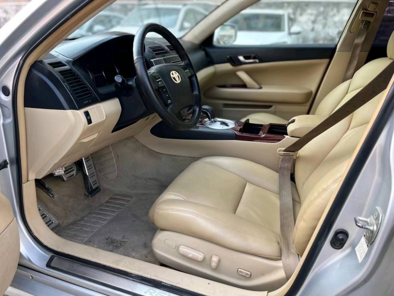 佛山09年丰田锐志5