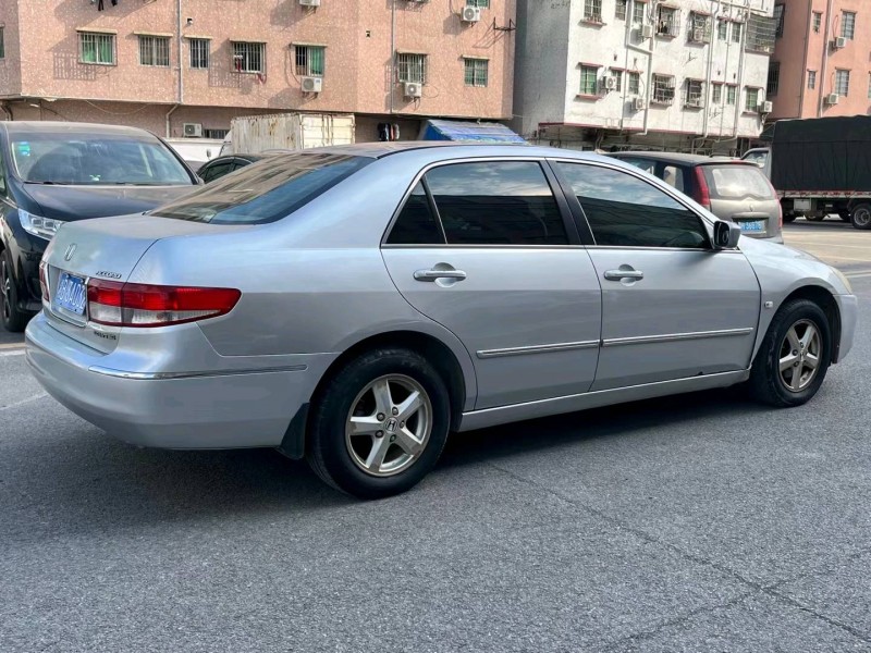 广州06年本田雅阁4