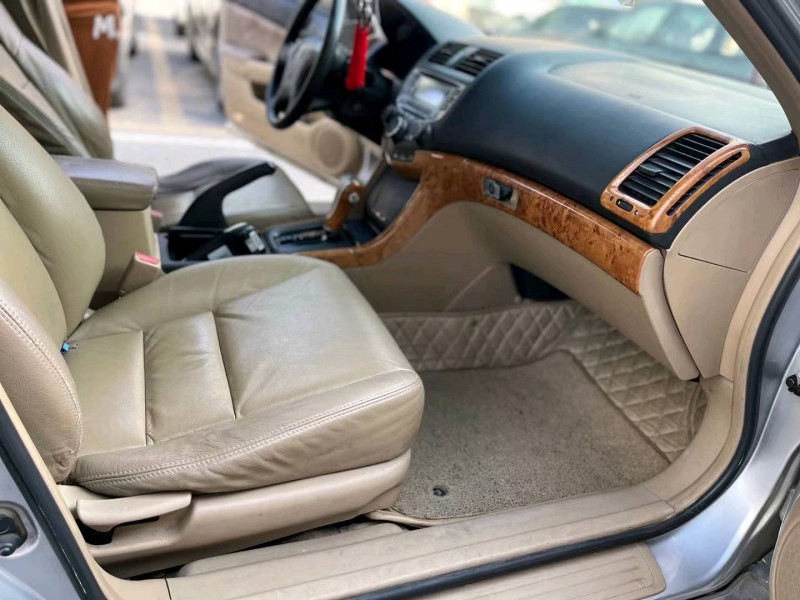 广州06年本田雅阁8