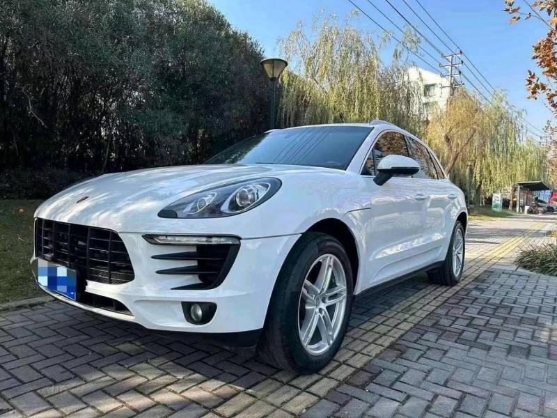 枣庄16年保时捷Macan2