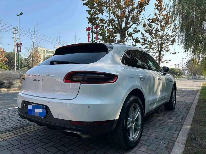枣庄16年保时捷Macan7