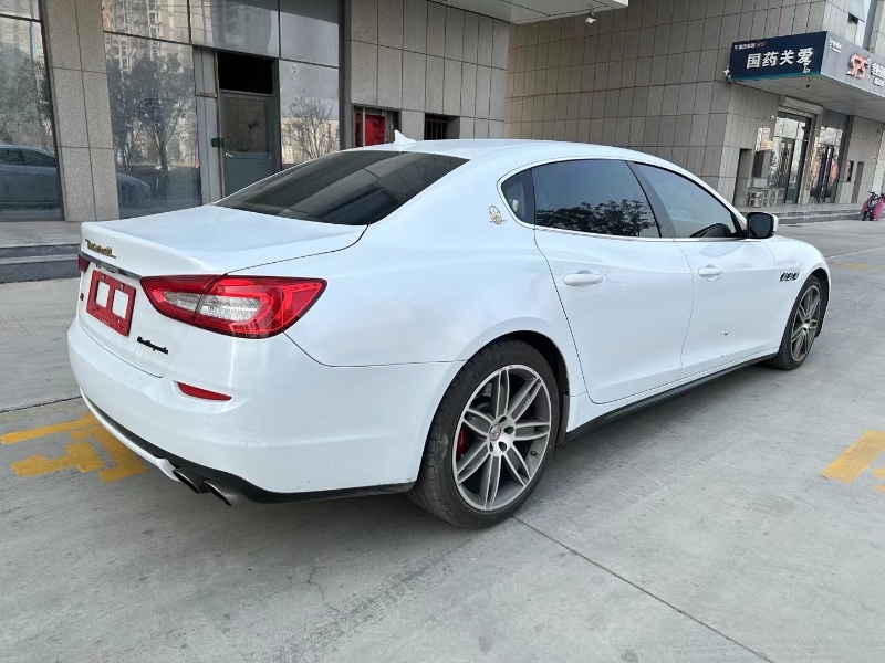 济宁14年玛莎拉蒂总裁4