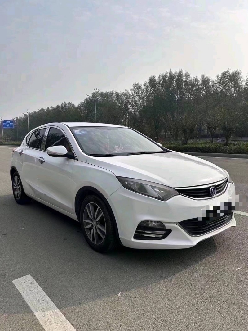 枣庄15年长安汽车逸动2