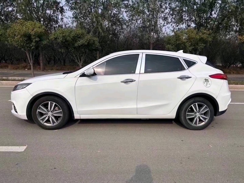 枣庄15年长安汽车逸动6