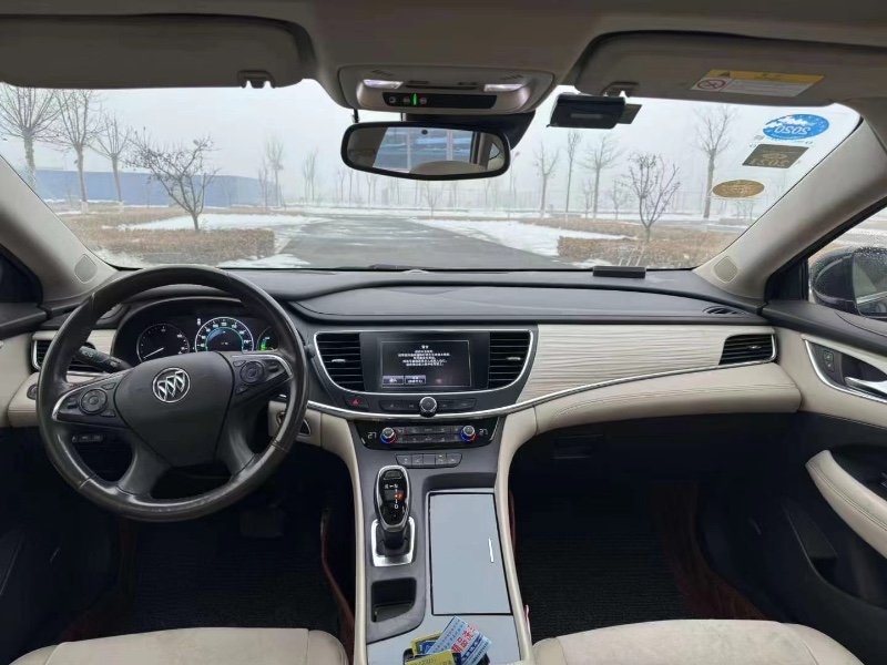 石家庄17年别克君越7