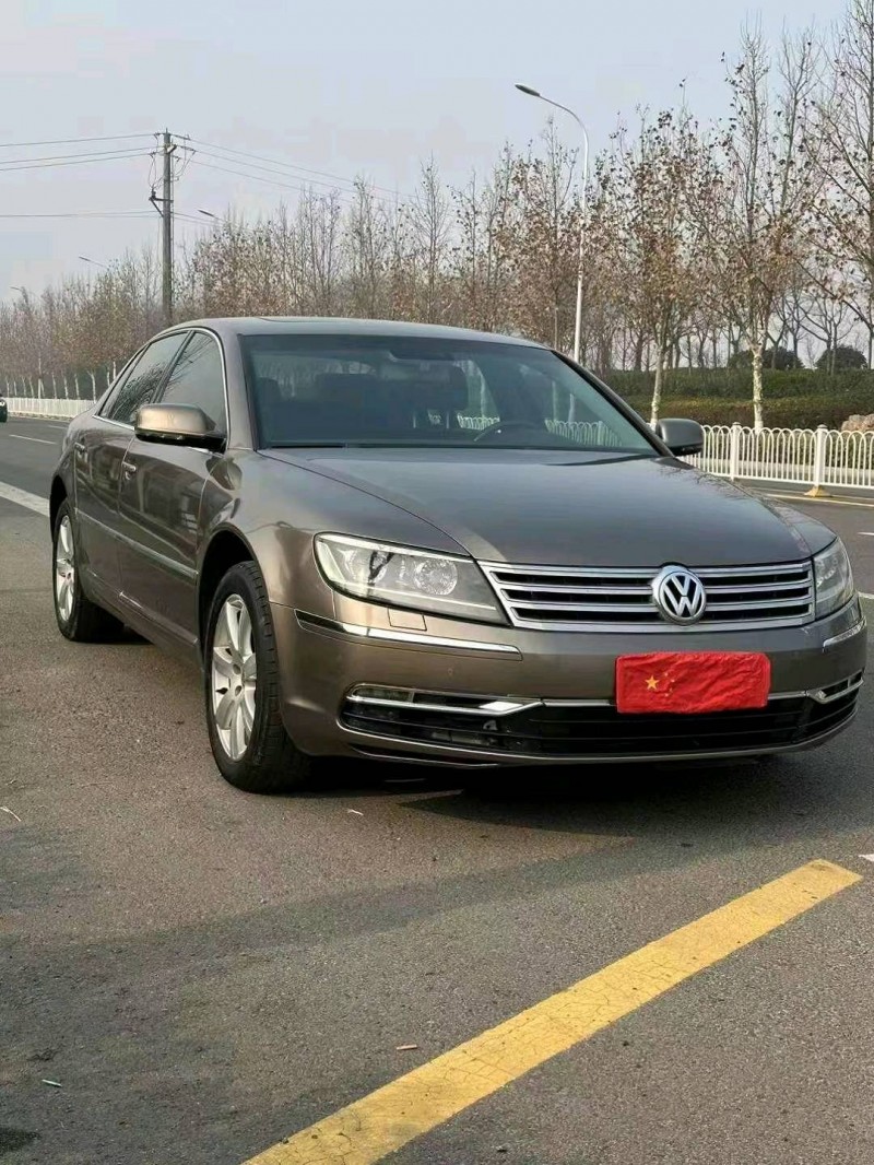 枣庄13年大众辉腾2