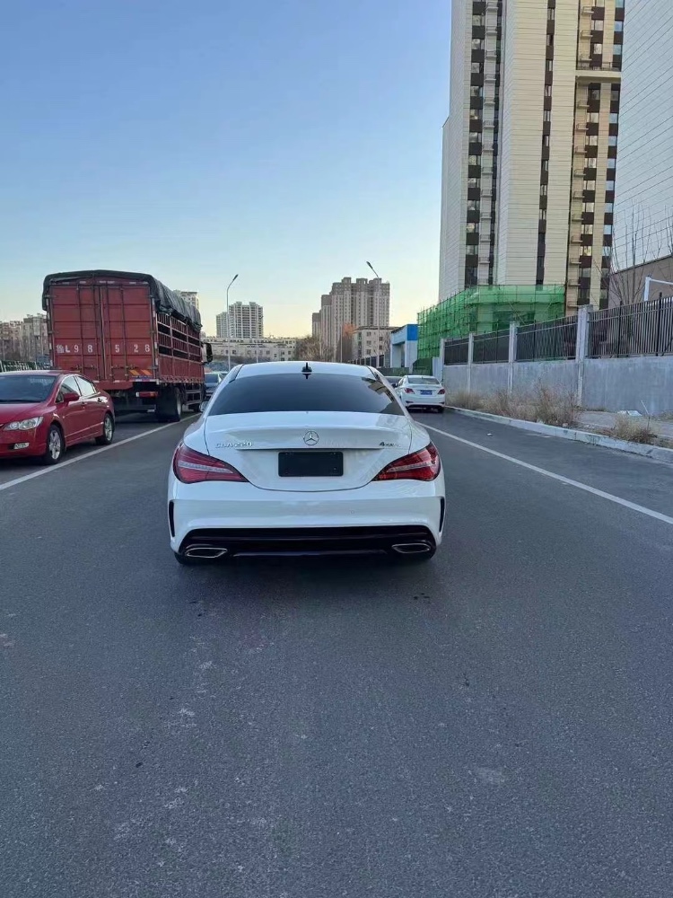 潍坊17年奔驰CLA2