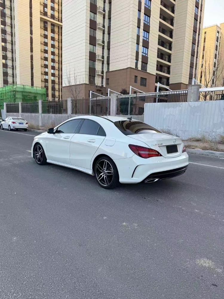 潍坊17年奔驰CLA3