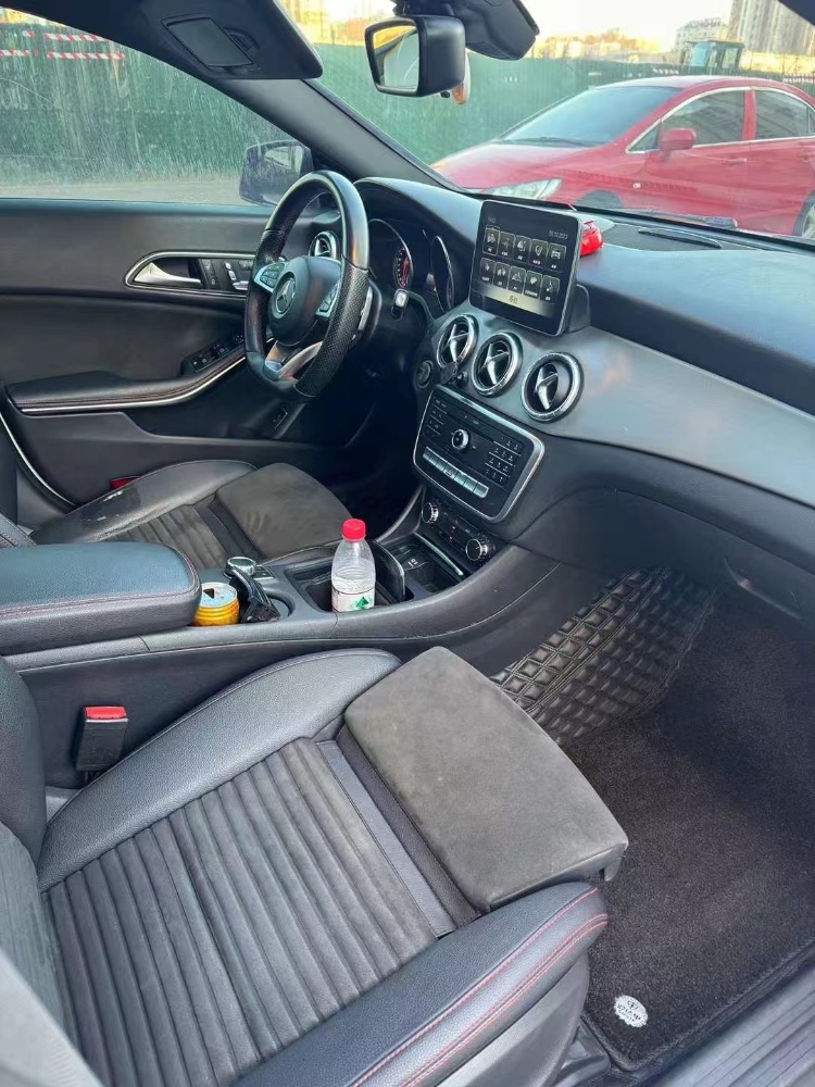 潍坊17年奔驰CLA8