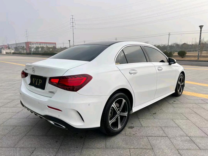盐城23年奔驰A8