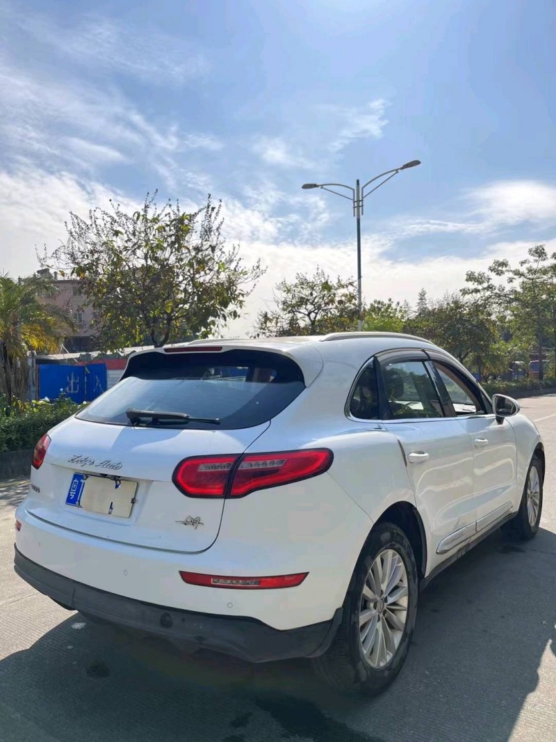 佛山17年众泰SR98