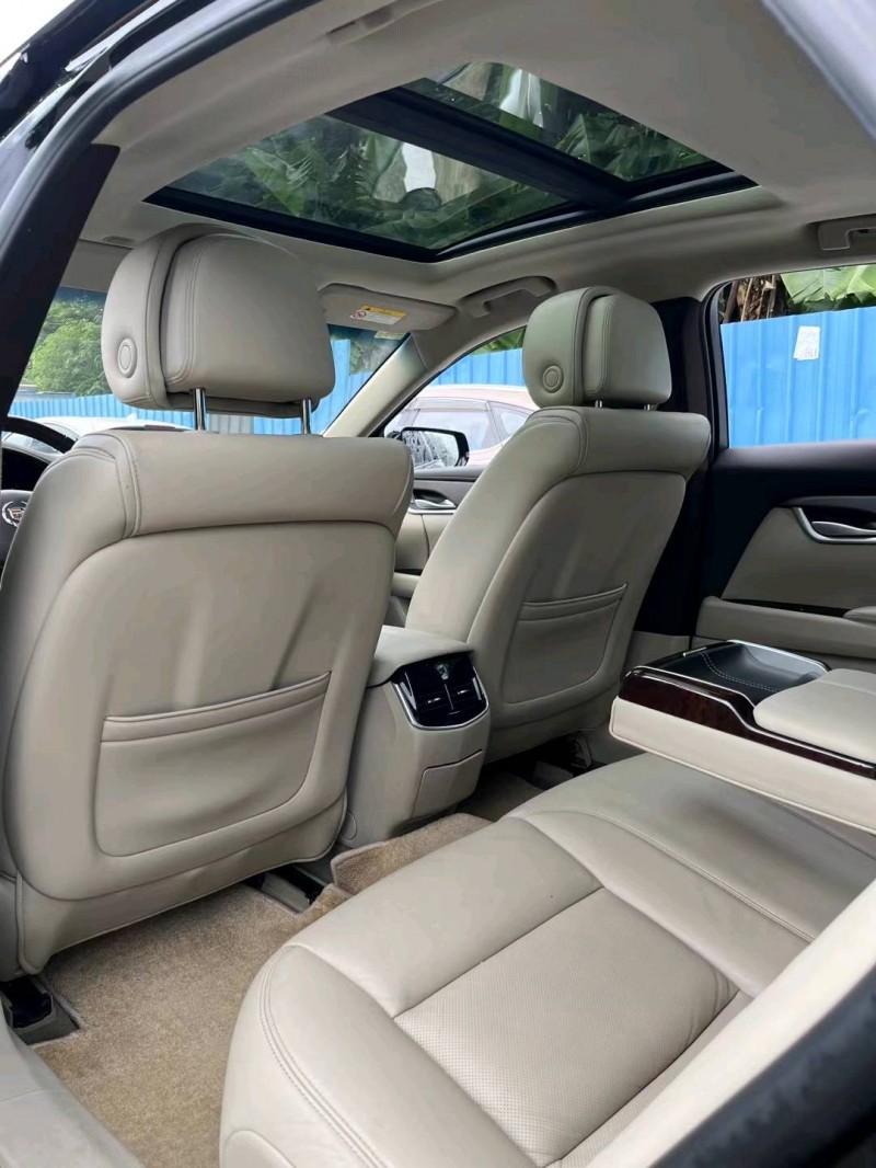 佛山15年凯迪拉克XTS5