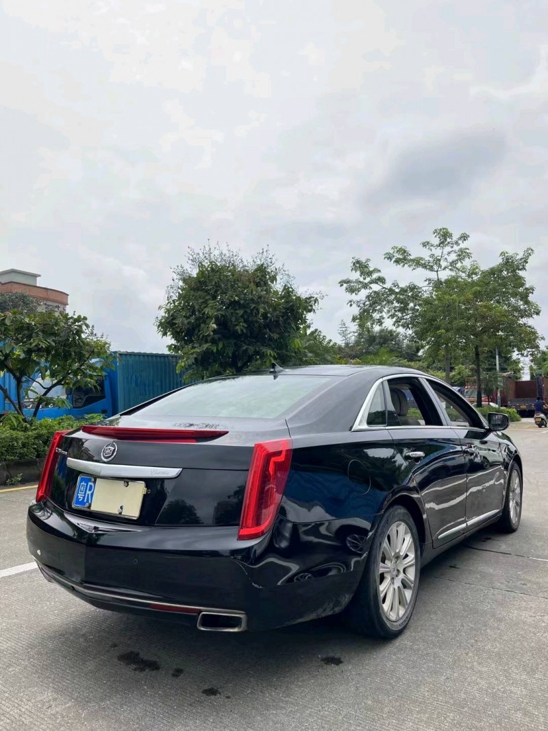 佛山15年凯迪拉克XTS7