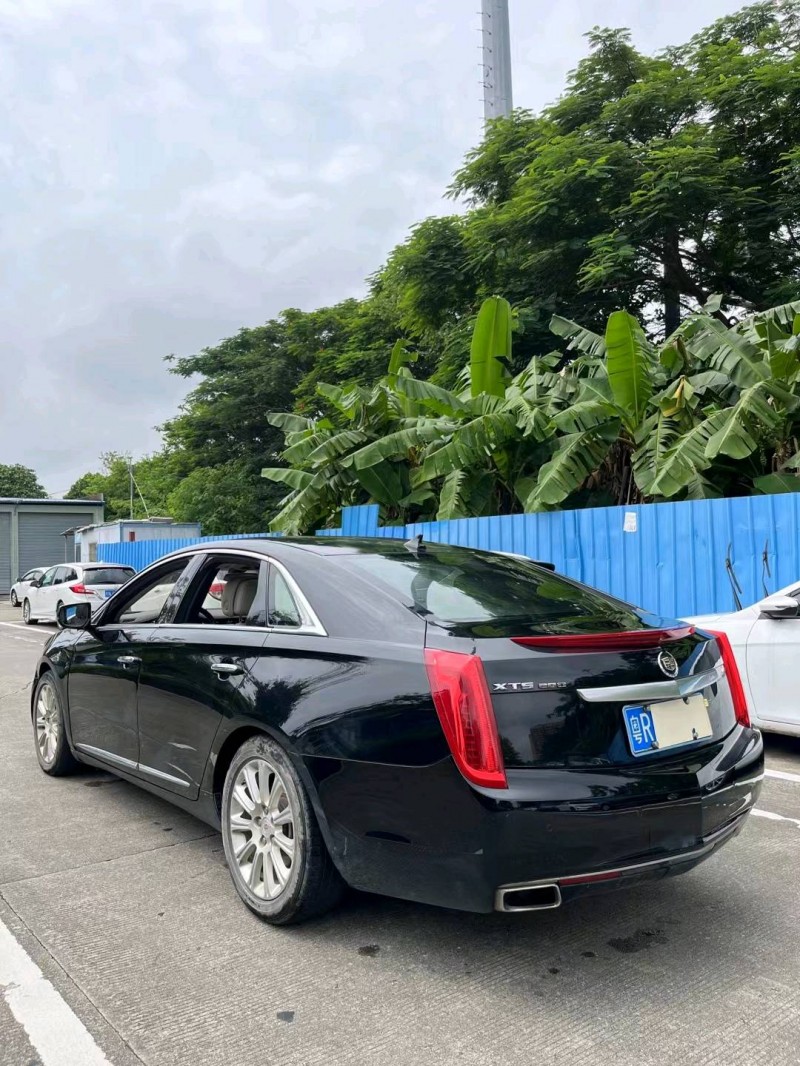 佛山15年凯迪拉克XTS8
