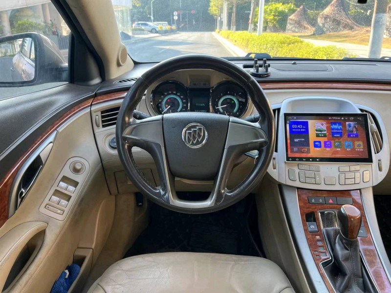 深圳11年别克君越4