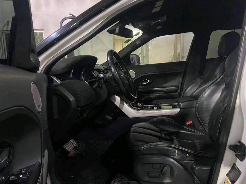 广州12年路虎极光3