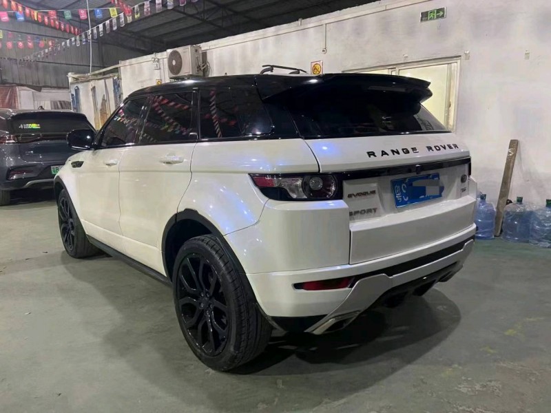 广州12年路虎极光5