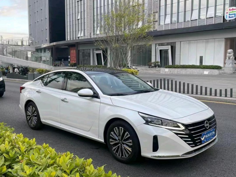 深圳23年日产天籁3