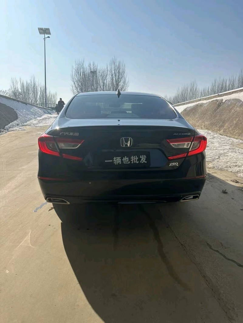 聊城19年本田雅阁4