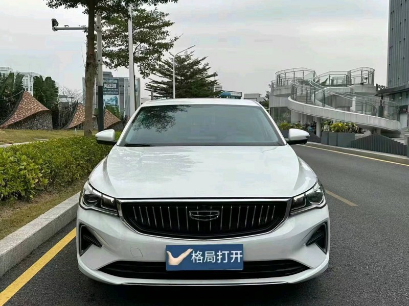 深圳22年吉利帝豪1