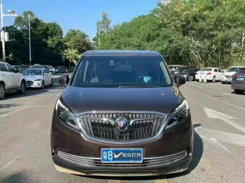 深圳18年别克GL81